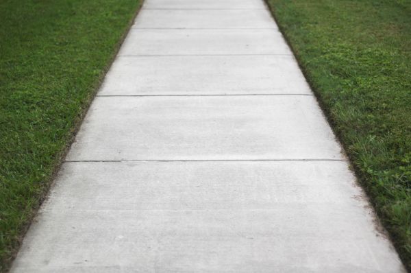 Cost of Concrete Walkway Replacement in Metairie