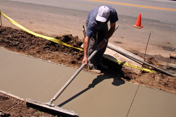 Cost of Sidewalk Building in Metairie