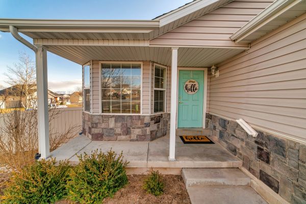 Cost of Porch Concrete Installation in Metairie