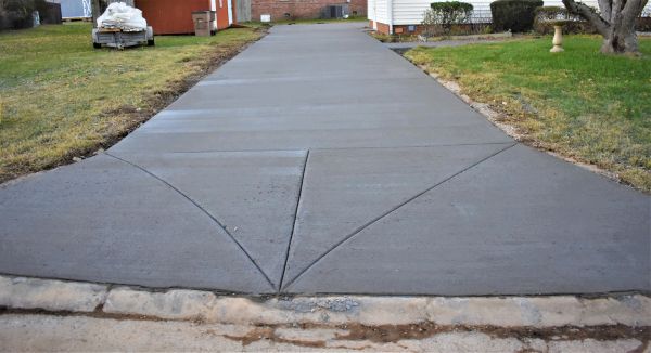 Cost of Apron Pouring in Metairie